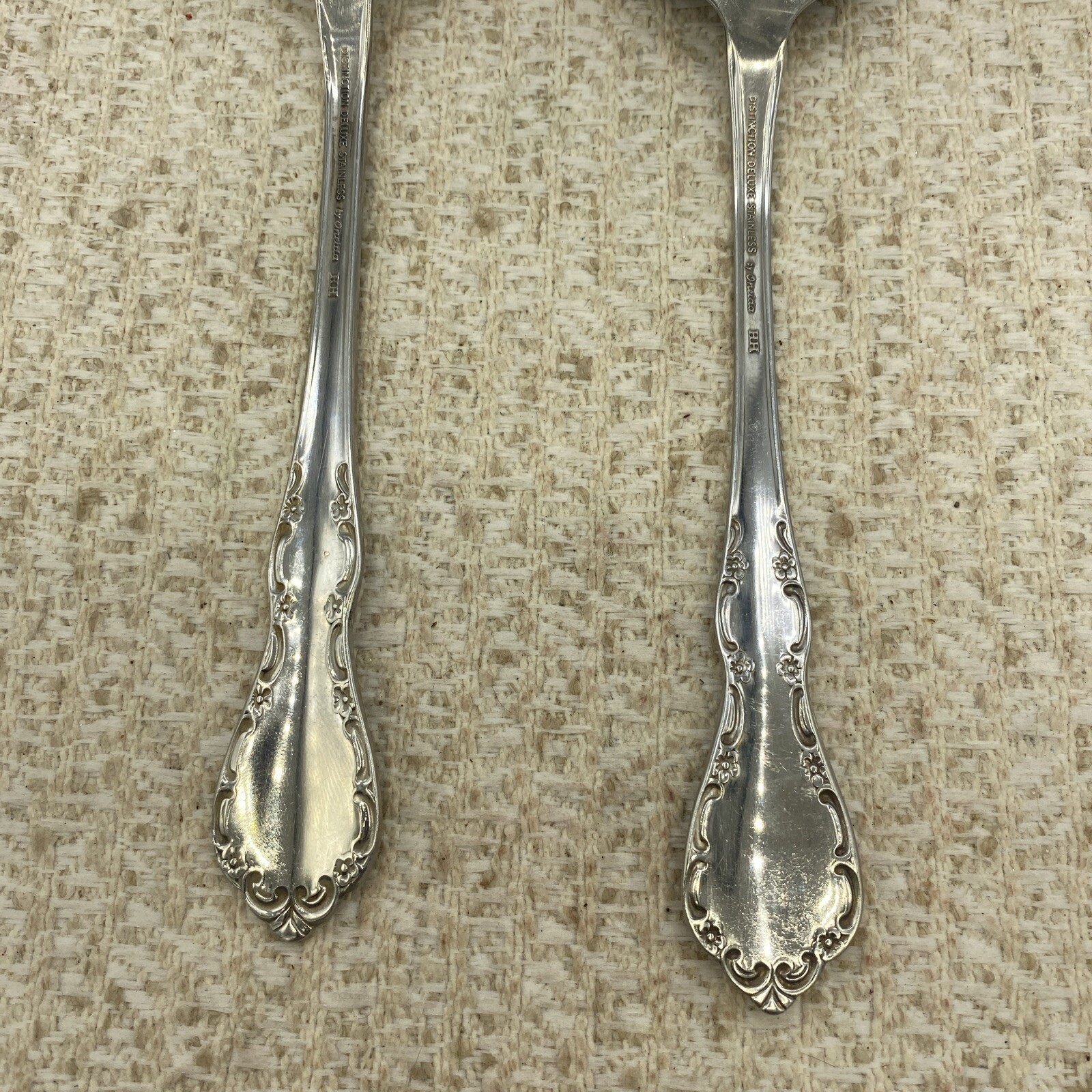 2-Piece Oneida Distinction Deluxe Stainless Salad Server Spoon & Fork 8.5”