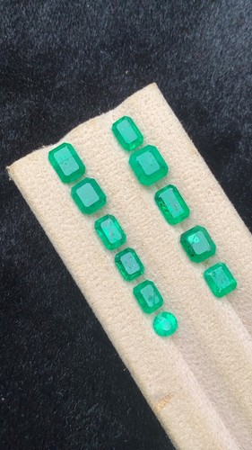 8.75 CRT green emeralds from swat Natural Earth Mined Unheated Faceted - Picture 9 of 13