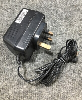 MAPLIN ELECTRONICS REGULATED AC/DC POWER ADAPTER CAT NO. MG81C 230V, 11W