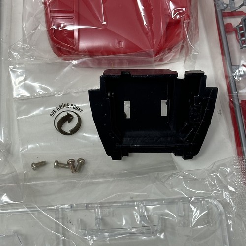 Kit de modelo de plástico Ferrari F40 1/24 Tamiya serie de autos deportivos 24077 1988 sellado - Imagen 12 de 24