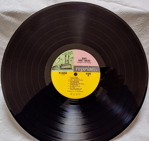 Nancy Sinatra - Boots - Vinyl LP 1966 - Picture 14 of 21