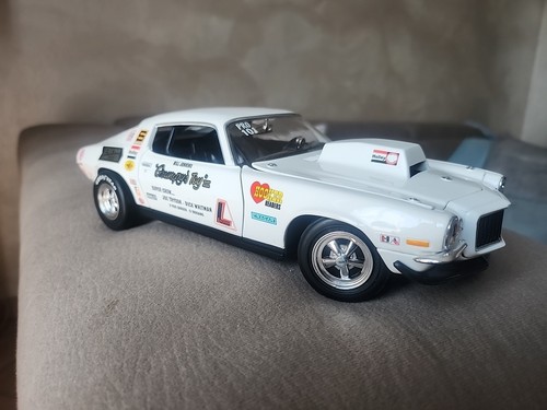 modellino auto 1:18 - Foto 1 di 4