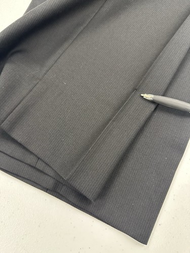 Jack Victor Canada Men's Black Striped 100% Wool Two Button Suit 44R 38X30 - Picture 12 of 13