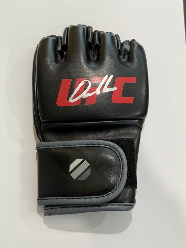 Derrick Lewis Signed UFC Glove Beckett Witnessed “The Black Beast” KO King