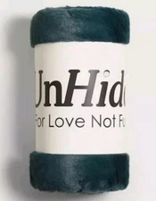 UnHide For Love Not Fur Lil’ Marsh Blanket 50 x 60 inches In Emerald Kitten New