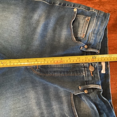 Good American Jeans Womens 14/32 Medium Wash Blue - Picture 6 of 12