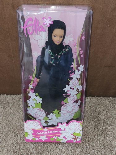 Fulla Doll Newboy Islamic Medio Oriente Musulmano Doll - NUOVO 2006 - Foto 2 di 12