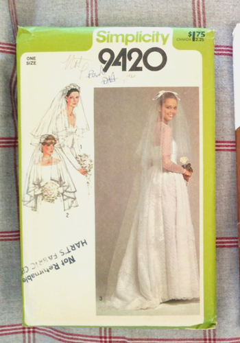 SIMPLICITY Damen Schnittmuster UNGESCHNITTEN - Ihre Wahl! - Bild 29 von 31