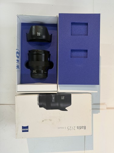 Zeiss Batis Distagon 25mm f2 E-Mount Sony auto-focus lens - Picture 1 of 4