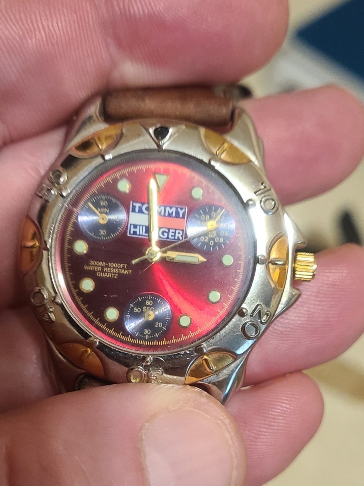 Men's Brilliant Battery Nice Installed Very New Watch 7-8-25 With Tommy Hilfiger - vintagewatches.pk