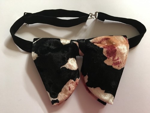 Handmade Oversized Black Velvet Floral Bow tie Vintage style 70`s Wedding Prom - Picture 3 of 3