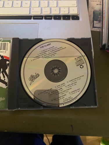 The Clash *self titled *CD *VG+/VG+ *Epic *EK 36060 *repress *ALT ROCK *PUNK - Foto 6 di 6