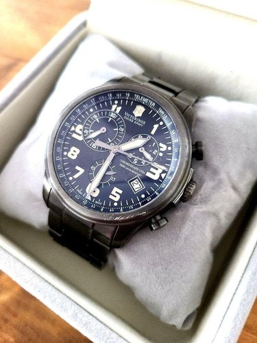 Victorinox Swiss Army Quartz INFANTRY VINTAGE Black Used Excellent++ Japan F/S - Picture 5 of 9