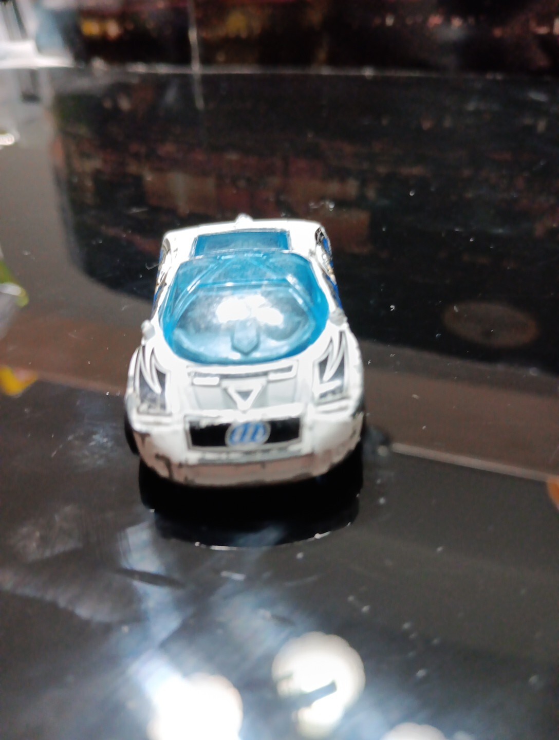 Picture 9 of 24