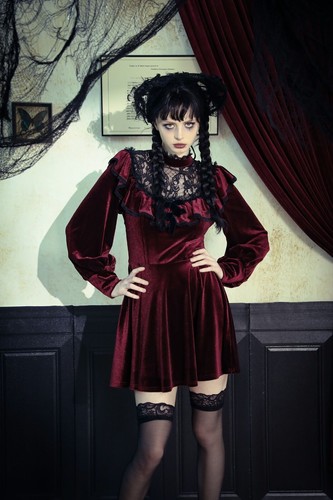 Vestido de muñeca Dark In Love para mujer rojo oscuro terciopelo gótico cuello alto manga larga corto - Imagen 11 de 18