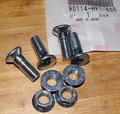 HONDA TRX450R TRX450ER TRX 450R 450ER REAR SPROCKET MOUNTING BOLTS & NUTS X4 - Picture 1 of 4