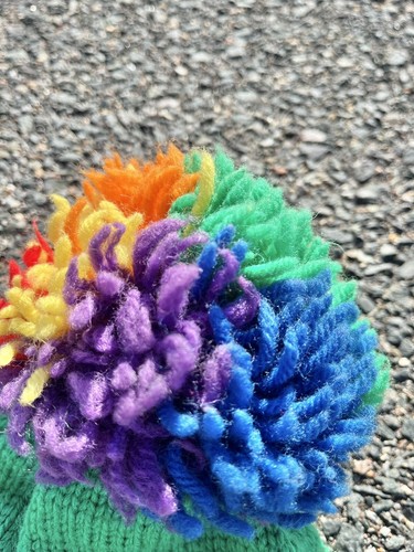 Vintage 70s 80s Retro Rainbow Knit Pure Wool Pom Pom Beanie Winter Hat - Picture 3 of 6