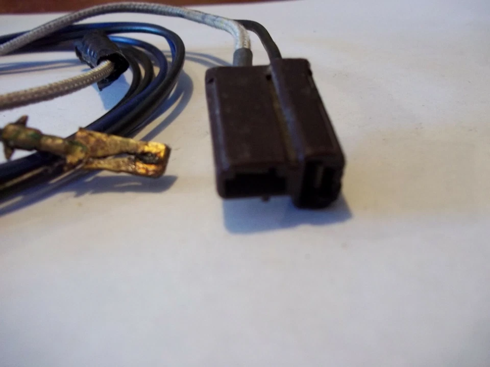 GM Recubierto de Cera Doble Extremo Resistencia Cable Arnés Conector Azul Negro F Pala Foto 3 de 3