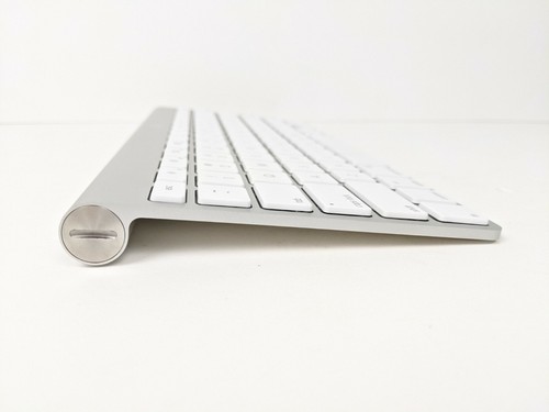 Apple Wireless Keyboard A1314 MC184LL/B Laptop Computer Mac - Picture 3 of 7