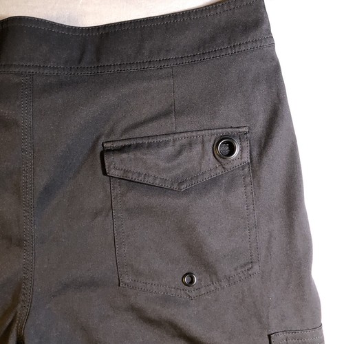 Liquid Yacht Wear Boat Bum Herren Short Bermuda Gr. 34 Black UV Treatment Black - Bild 11 von 13