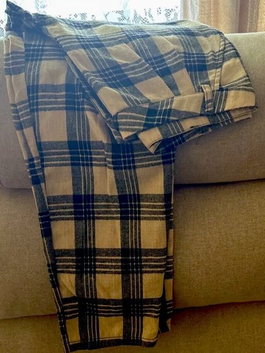 Women’s Cotton Jumper And Plaid Trousers - Picture 2 of 5