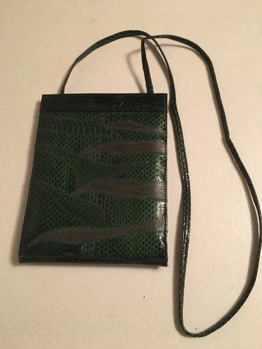 Vintage Leather Saks Fifth Avenue Small Green Handbag Ex. Condition Ships FREE - Picture 2 of 12
