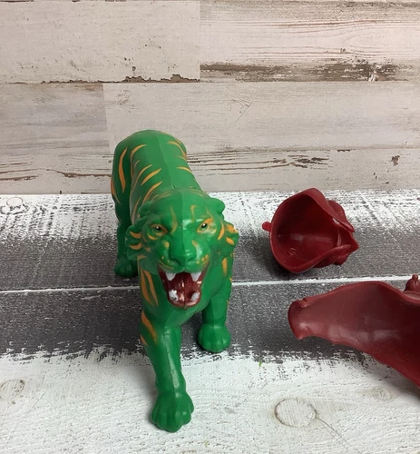 Vintage Masters of the Universe He Man 1976 Battle Cat Figure White Dot Eyes