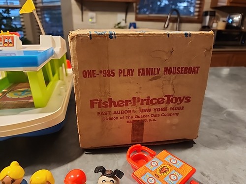 Vintage 1970s Fisher Price Play Family House Boat #985 w/ Box - Picture 6 of 14