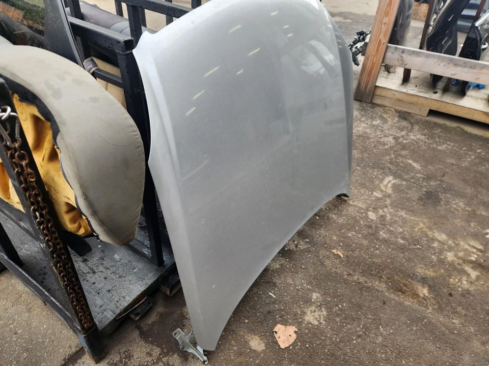 (LOCAL PICKUP ONLY) Hood 4 Door Sedan Fits 05-06 INFINITI G35 787240 Foto 2 de 4