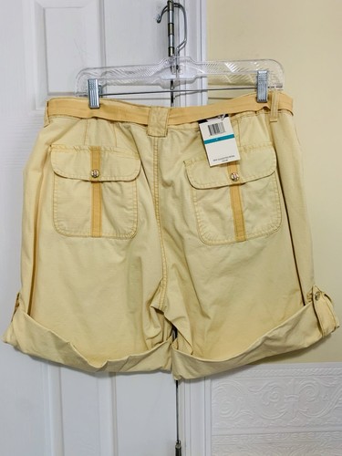Gloria Vanderbilt Shorts Women’s Size 16 Belted Yellow Floral Buttons NEW - Picture 10 of 11