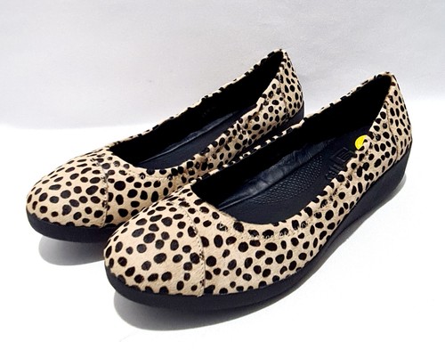 Zapatos de salón de ballet Fitflop talla 8 Reino Unido con estampado de leopardo de cuero
