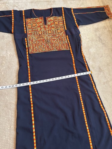 Dunkelblau traditionelles palästinensisches handgefertigtes 100 % besticktes Kleid Thobe-Tatreez - Bild 3 von 16