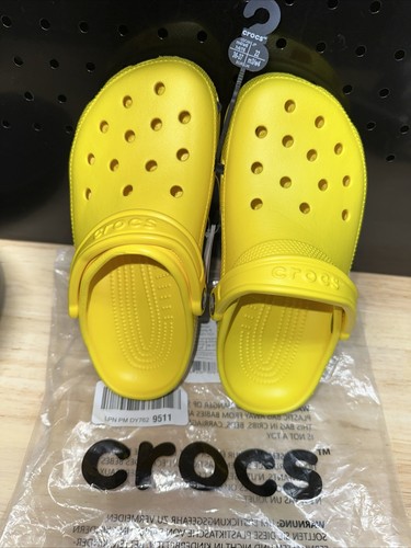Classic Crocs Lemon Yellow Unisex Women 6 Men 4 New with tags - Picture 1 of 4