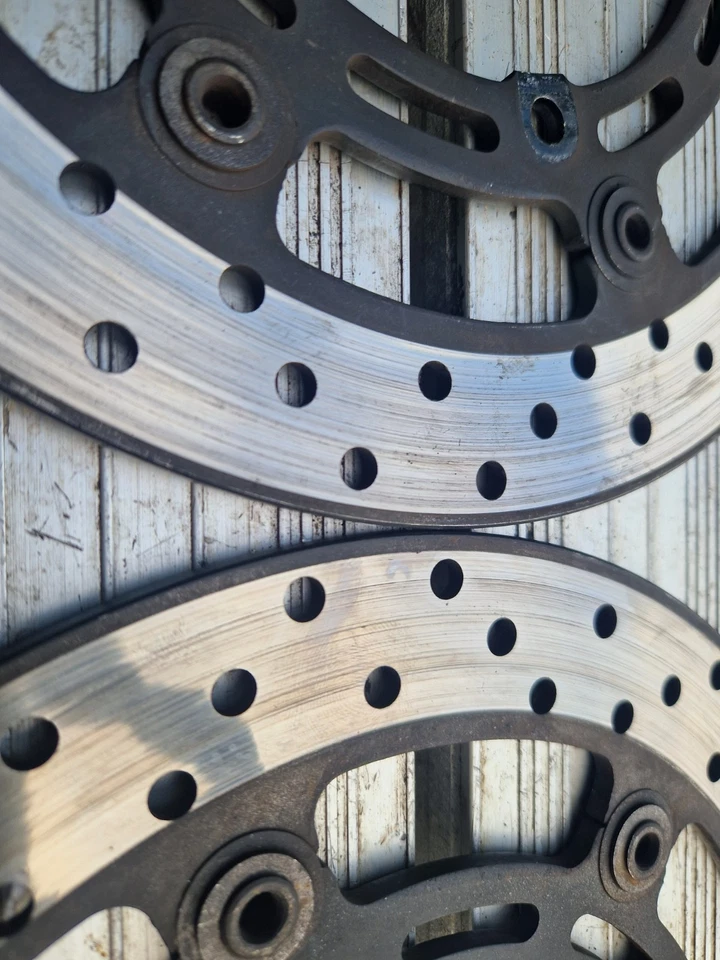 Yamaha FZ6 Fazer 600 2004 - 2007 Front Brake Discs - Image 4 of 4