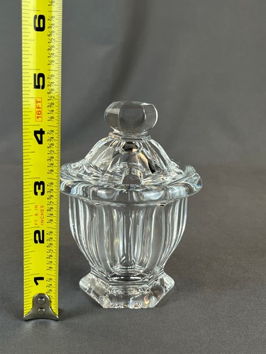 Baccarat Francia Bretaña Cristal Corte 4 1/2” Mostaza Con Tapa: COMO NUEVO - Imagen 5 de 10