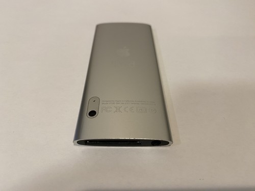 Apple iPod nano 5. Generation Silber (8GB) funktioniert super - ohne Lautsprecher Sounds - Bild 10 von 12