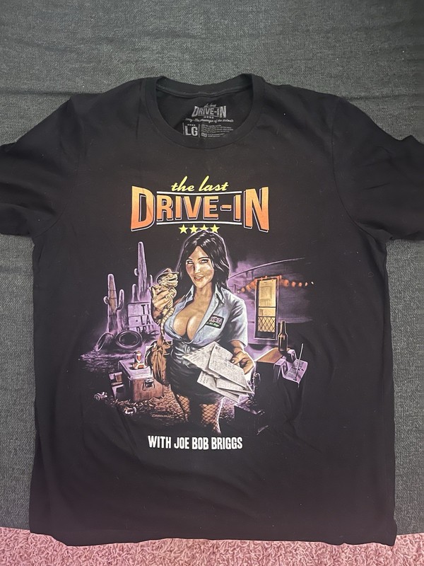 Joe Bob Briggs The Last Drive In Darcy The Mail Girl Fright Rags Shirt Large