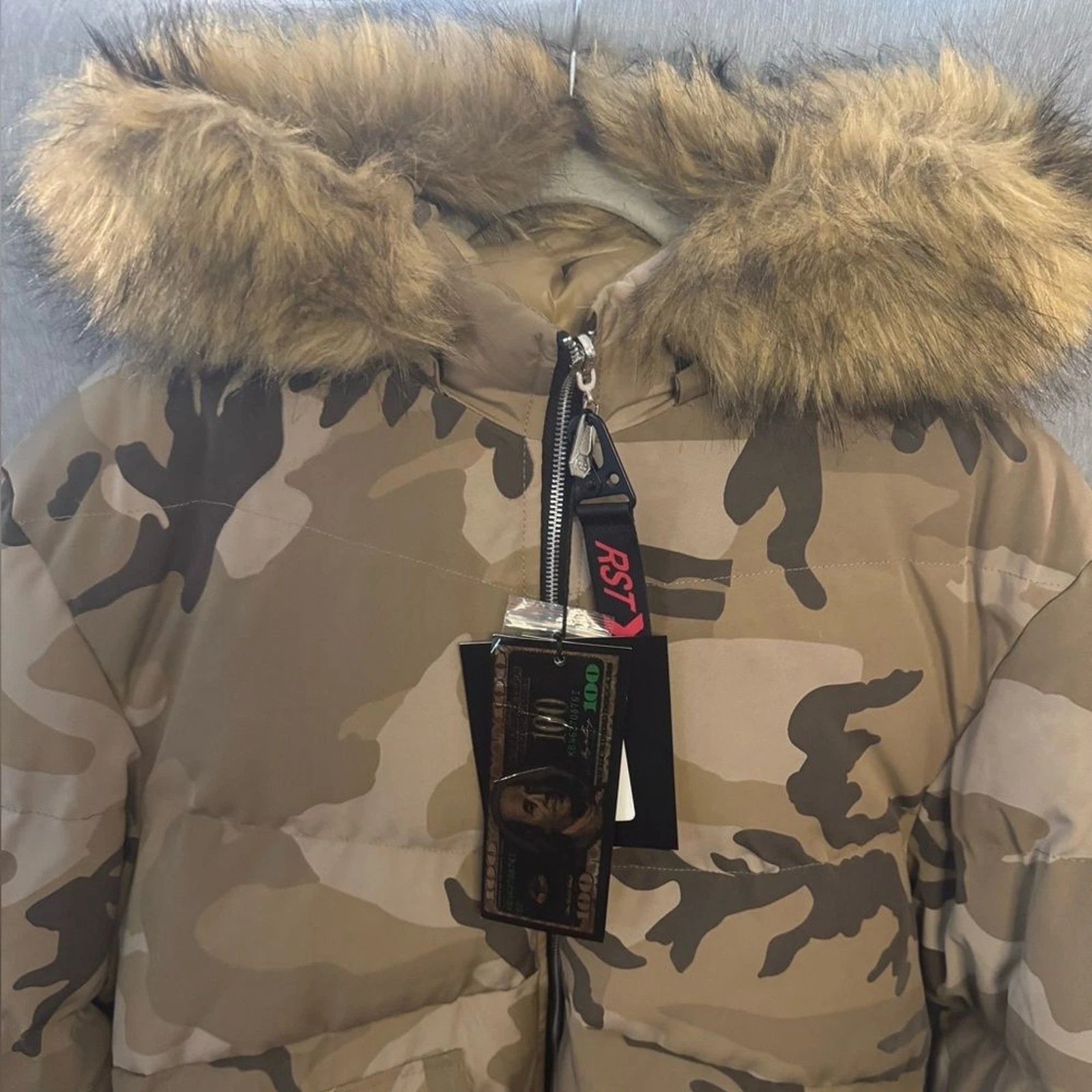 Reelistik Tan Camouflage Puffer Jacket with removable Faux Fur Trim Hood - NWT