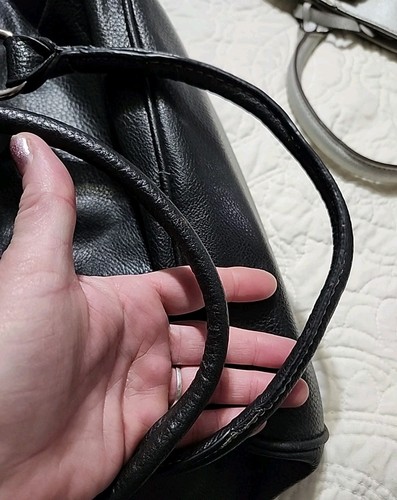 Cartera de cuero sintético negra Laura Scott. - Imagen 15 de 18