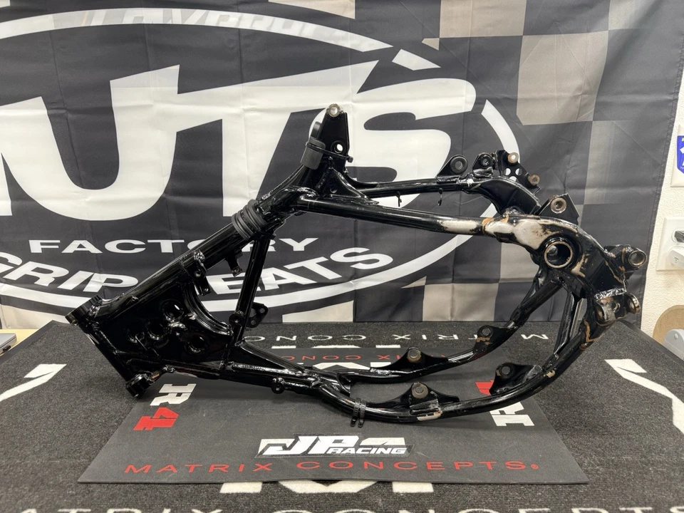 Yamaha YZ85 2020 ¡Marco principal OEM! 5PA-21101-15-00, 2019-2021 YZ85'S! BUEN MARCO! Foto 2 de 4