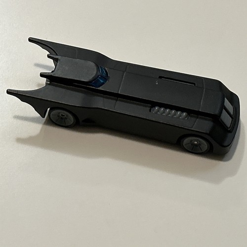 9 Mattel / HOT WHEELS BATMAN DIE CAST 1:50 MIXED LOT USED BATMOBILES & BATWINGS - Picture 16 of 24