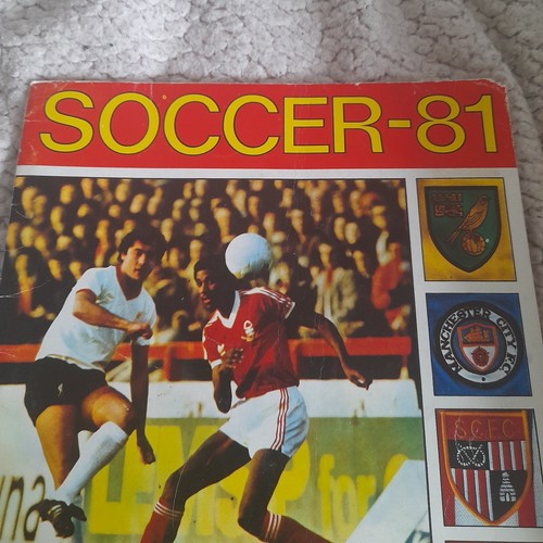 FKS Soccer 81 Football Sticker Album (1981) Incomplete Book - Picture 2 of 7