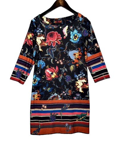 Isle by Melis Kozan Damast Blumen Jersey Stretch Kleid Gr. Small Knielang