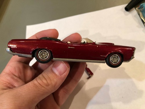 WESTERN MODELS 1/43 W1C - 1966 PONTIAC GTO OPEN CONVERTIBLE - MET. MAROON - Picture 5 of 7
