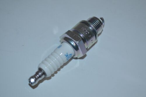 Columbia ParCar Golf Cart | NGK Resistor Spark Plug | BPR4HS | 7823 - Picture 2 of 3