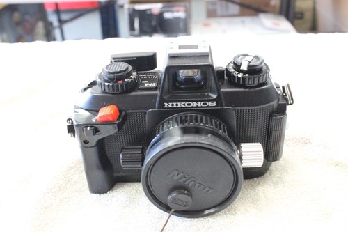 UNTESTED FOR PARTS Nikonos IV-A Underwater Camera with Nikon f2.5 35mm lens