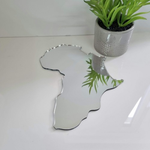 Africa Map Mirror - Picture 2 of 8