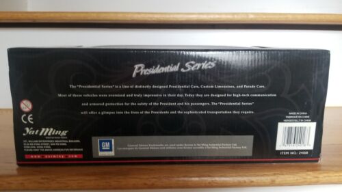 1:24 scale Die Cast 2001 Cadillac DeVille Presidential Series Limousine - Picture 4 of 6