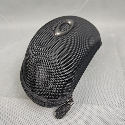 Oakley Sunglasses Case Hard Shell Carbon Fiber Zip Vault Pill Travel Carrier - Picture 9 of 10