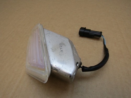 Piaggio Vespa GTS 300 Supertech 2023 714 miles rear indicators pair (14301) - Picture 5 of 7